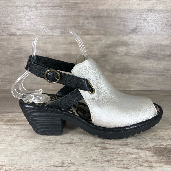 A7EIJE Womens Black Mesh Grommet Adjustable Strap Farine Round Toe Leather Slingback Sandal main image 0